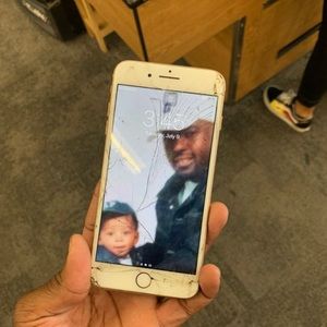 iPhone 8 Plus cracked screen unlocked